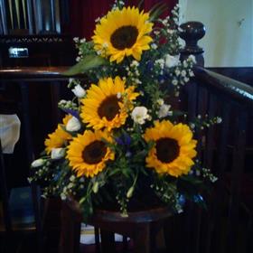 fwthumb15 sunflower locker arrangment 39.99.jpg